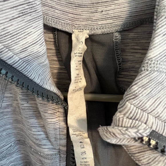 Lululemon Define Jacket - Picture 2 of 5